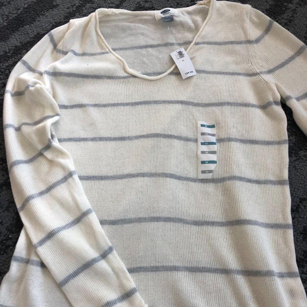 Vneck sweater M